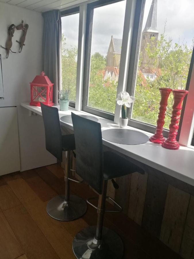 Wittezwaan Bed & Breakfast Harlingen Ngoại thất bức ảnh